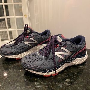 Ladies New Balance 850x3 Sneakers Sz 5